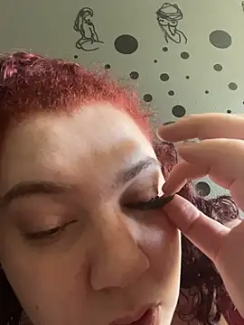 lolabun247 online show from 11/06/25, 04:19