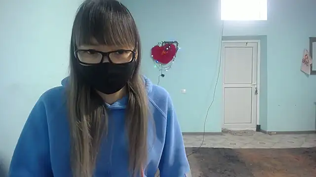 elllaaxx online show from 02/13/25, 04:00