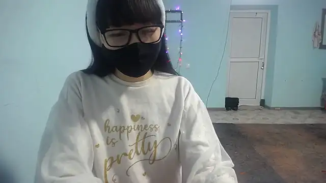 elllaaxx online show from 12/19/25, 04:19