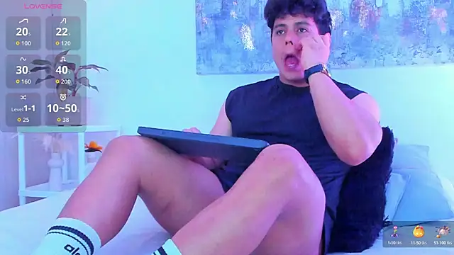 arminjones1 online show from 10/05/25, 12:31