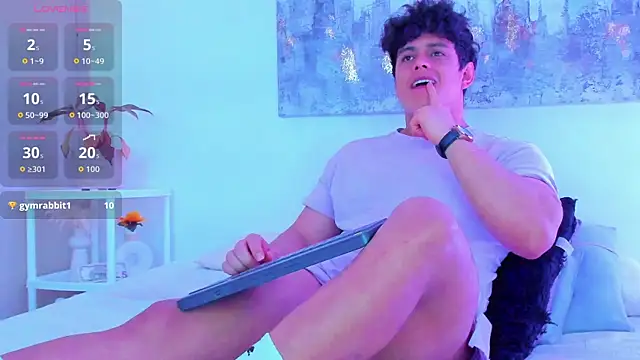 arminjones1 online show from 10/29/25, 03:09