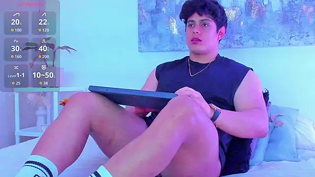 arminjones1 online show from 11/05/25, 04:56