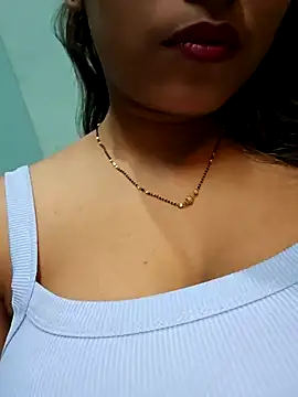 sexyindi couple online show from 01/30/25, 05:28