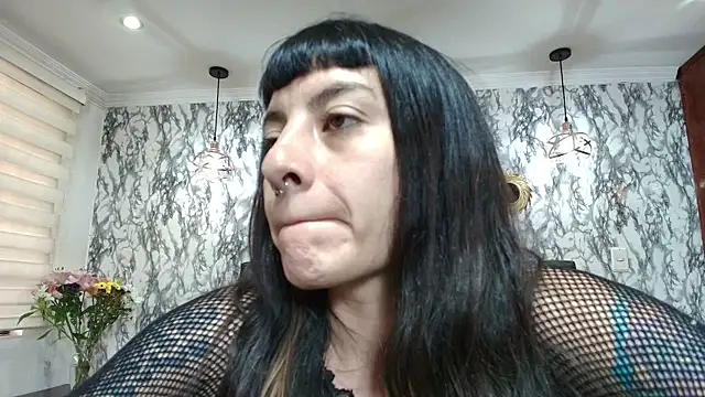 Snapshot of Naughty_Kittenm chatting on 02/19/25, 02:44 Naughty Kittenm online show from 02/19/25, 02:44