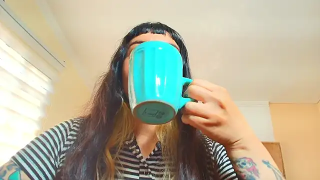 Snapshot of Naughty_Kittenm chatting on 12/03/25, 03:54 Naughty Kittenm online show from 12/03/25, 03:54