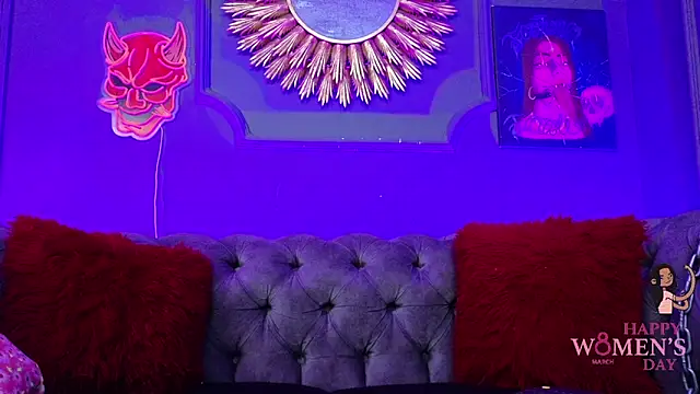 Julieta Russell online show from 03/08/25, 01:03