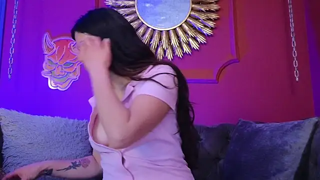 Julieta Russell online show from 02/09/26, 11:58