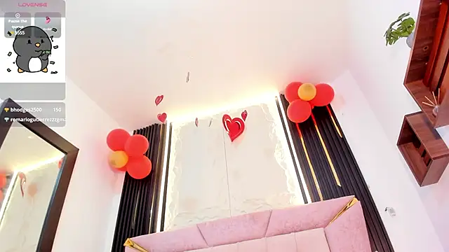 laurem-paulette online show from 02/14/25, 07:23