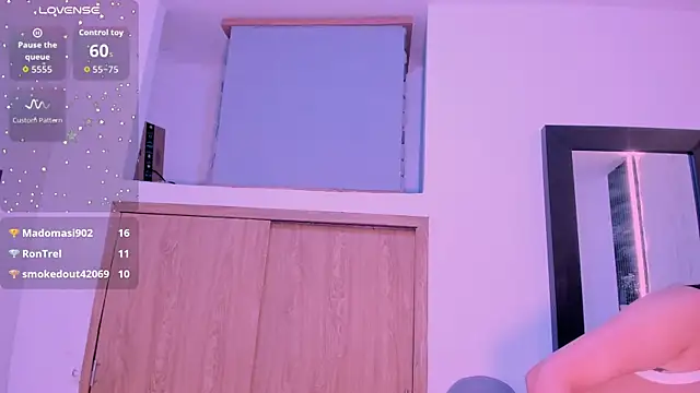 laurem-paulette online show from 10/16/25, 07:26