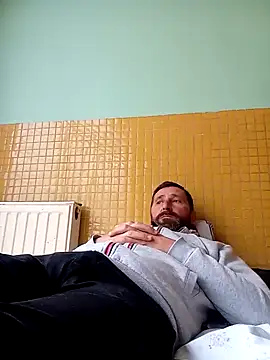 Snapshot of BZHsex chatting on 03/22/25, 01:19 BZHsex online show from 03/22/25, 01:19