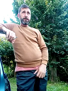 Snapshot of BZHsex chatting on 09/28/25, 05:18 BZHsex online show from 09/28/25, 05:18