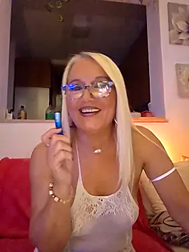 kikkastar online show from 09/29/25, 07:19