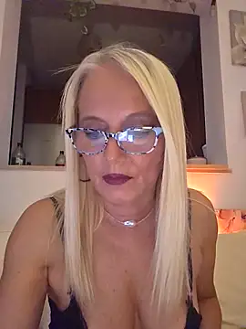 kikkastar online show from 10/01/25, 08:04