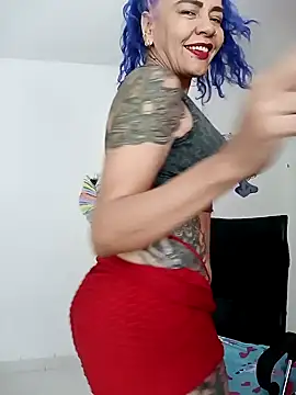 freyadevil333 online show from 10/02/25, 12:12