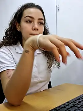 Snapshot of Angela_hank2 chatting on 10/09/25, 11:14 Angela hank2 online show from 10/09/25, 11:14