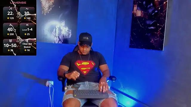 Big furry bear13 online show from 09/19/25, 04:14