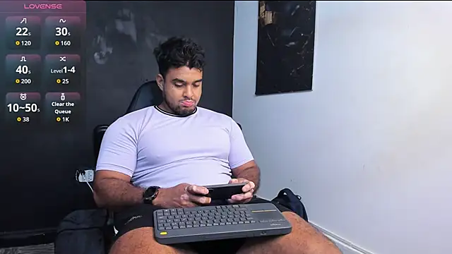 Big furry bear13 online show from 02/17/26, 06:54