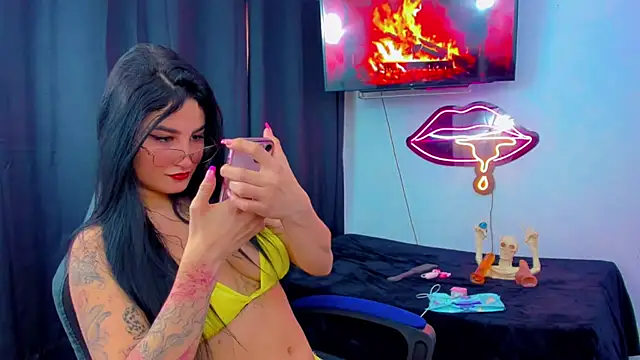 sunshine uwu22 online show from 03/16/26, 06:45