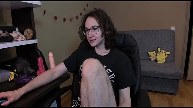 Snapshot of zackstivens chatting on 12/02/24, 11:51 zackstivens online show from 12/02/24, 11:51