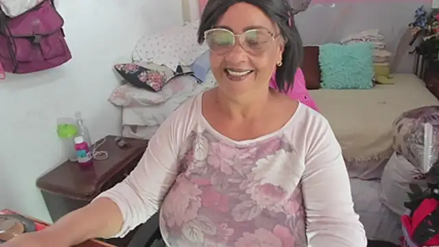 Mrs mommy  online show from 04/04/26, 06:49