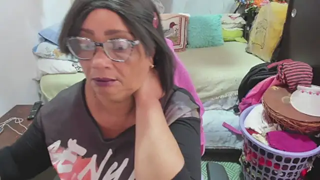 Mrs mommy  online show from 04/15/26, 06:04