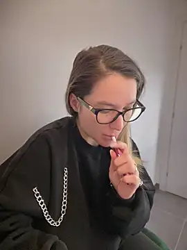 HotXMom online show from 01/15/25, 04:36