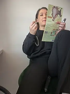 HotXMom online show from 02/24/25, 07:33