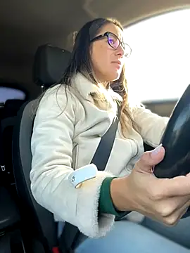 HotXMom online show from 09/26/25, 05:44