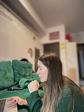 HotXMom online show from 02/27/26, 08:14