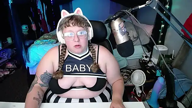 FatVeronica online show from 01/19/25, 10:17