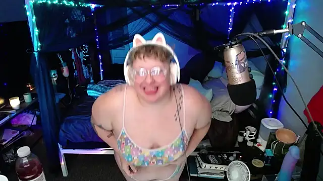 FatVeronica online show from 01/24/25, 06:57