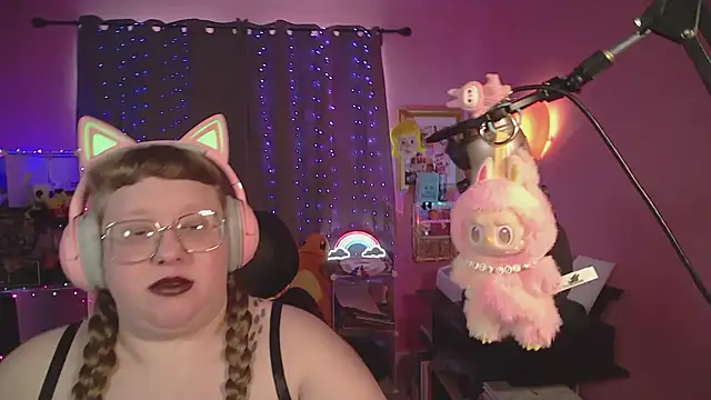 FatVeronica online show from 03/23/26, 04:11