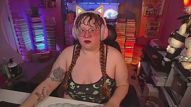 FatVeronica online show from 07/04/26, 05:08