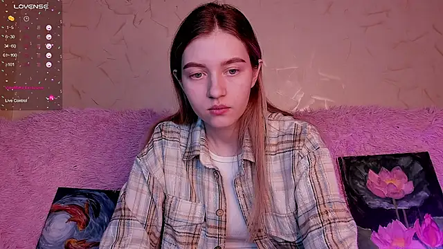 Ksuhesa online show from 03/17/25, 01:39