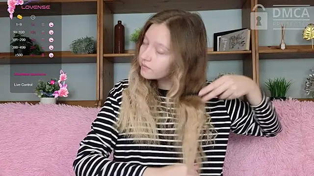 Ksuhesa online show from 10/05/25, 02:21