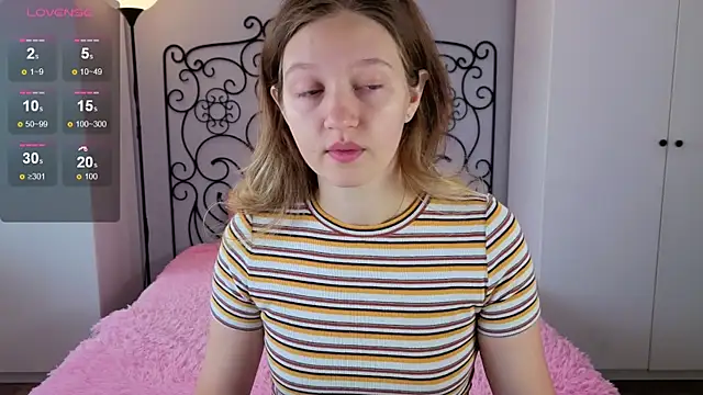 Ksuhesa online show from 10/13/25, 02:11