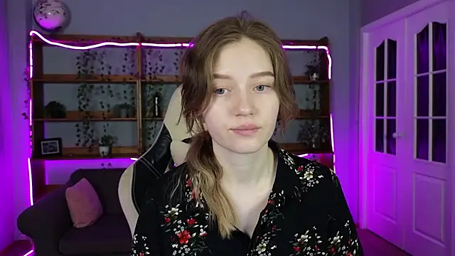 Ksuhesa online show from 02/20/26, 01:02