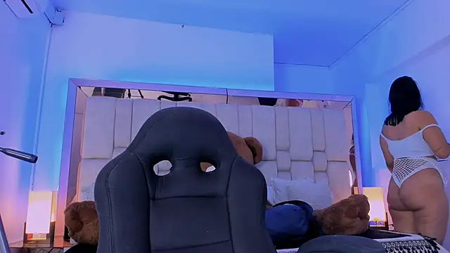 SheylaBakerr online show from 02/06/25, 11:21