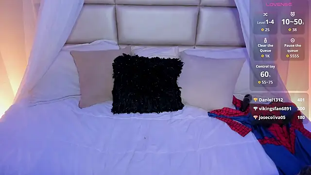 kristen kassi online show from 10/07/25, 07:38