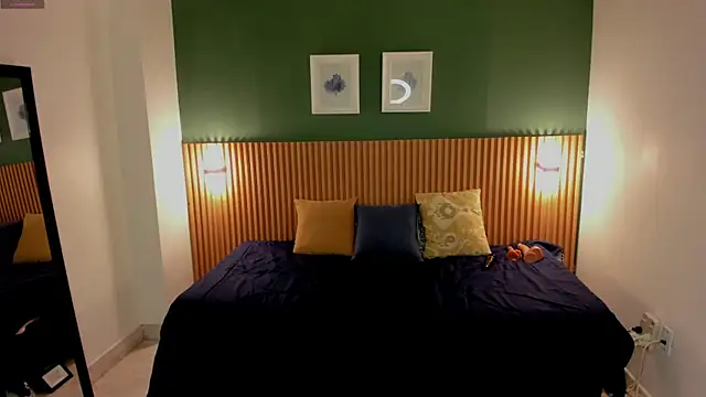 kristen kassi online show from 04/14/26, 07:53