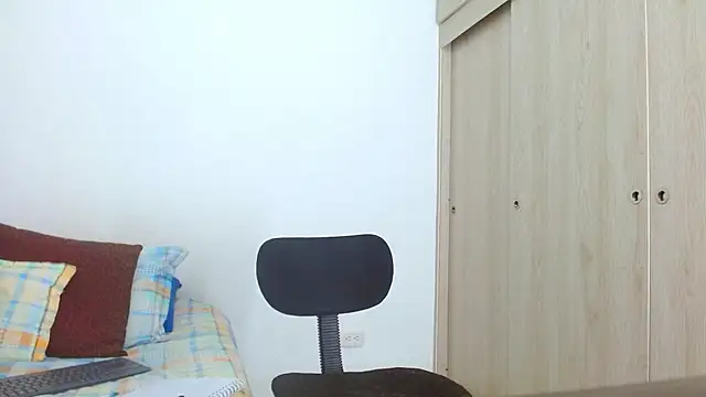 Snapshot of flint_ryan chatting on 02/26/25, 09:16 flint ryan online show from 02/26/25, 09:16