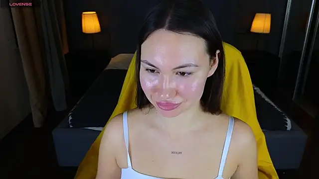 Snapshot of GIGI_BENNET chatting on 12/22/24, 05:34 GIGI BENNET online show from 12/22/24, 05:34