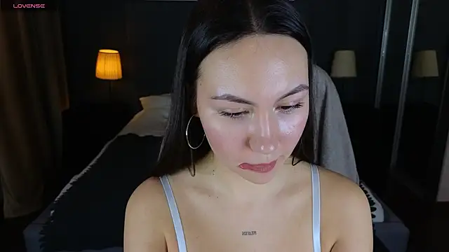 Snapshot of GIGI_BENNET chatting on 02/26/25, 08:15 GIGI BENNET online show from 02/26/25, 08:15