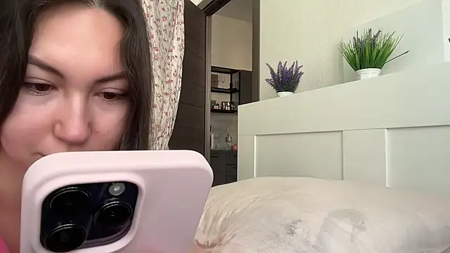 Snapshot of GIGI_BENNET chatting on 09/25/25, 05:55 GIGI BENNET online show from 09/25/25, 05:55