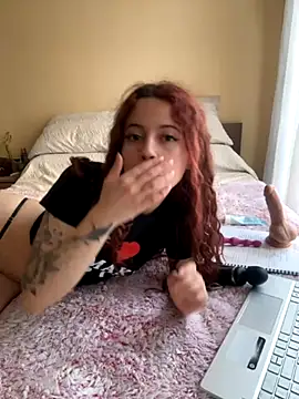 frikigyal online show from 11/08/25, 10:19