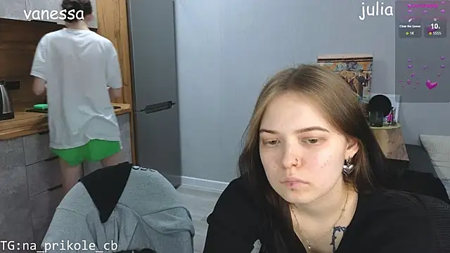 doll lol  online show from 12/22/24, 08:03