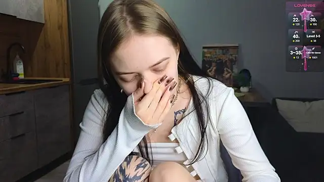 doll lol  online show from 01/21/25, 11:24