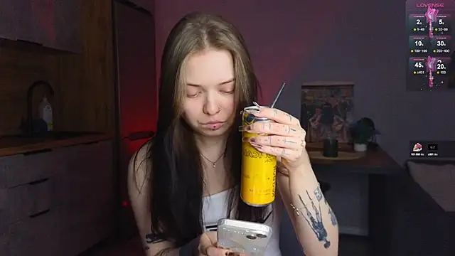 doll lol  online show from 01/24/25, 01:57