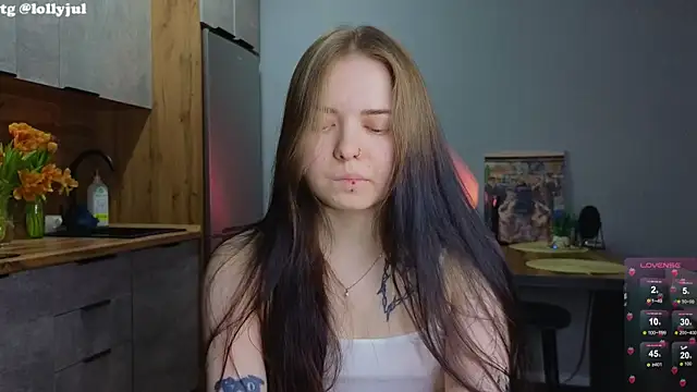 doll lol  online show from 03/12/25, 08:20