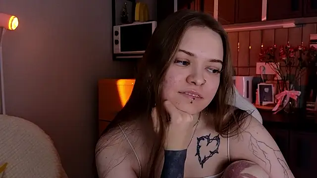 doll lol  online show from 02/28/26, 05:36